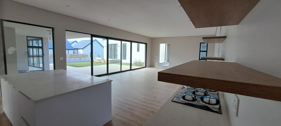 4 Bedroom Property for Sale in Baron View Western Cape